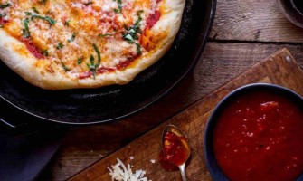 Grillowana pizza Margherita